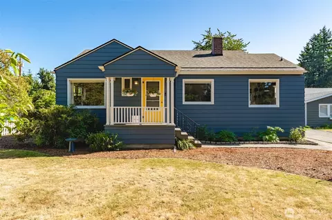 2803 Cottonwood Ave, Bellingham, WA 98225