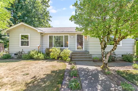 1040 Victoria St, Sumas, WA 98295