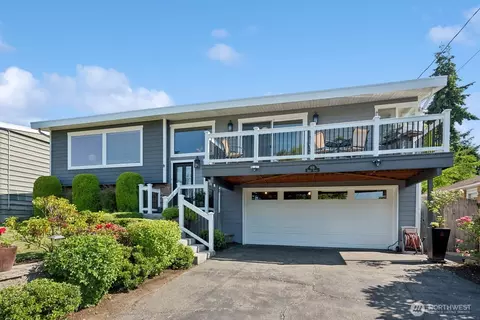 918 Daley St, Edmonds, WA 98020
