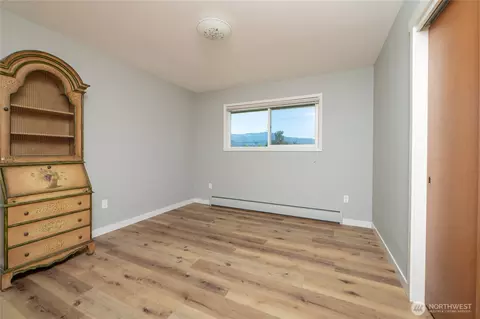 Bedroom - 308 Mitchell St, Sumas, WA 98295 photo 1 of 7