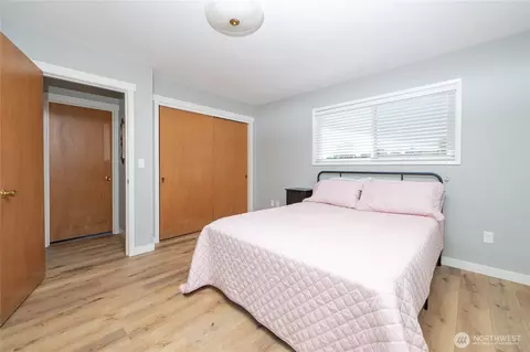 Bedroom - 308 Mitchell St, Sumas, WA 98295 photo 5 of 7