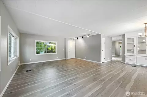 12030 2nd Dr SE, Everett, WA 98208 photo 5