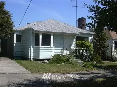 4220 Eastern Ave N, Seattle, WA 98103 photo 1