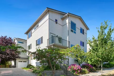 4261 S Holden St, Seattle, WA 98118