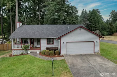 10902 88th Ave SW, Lakewood, WA 98498
