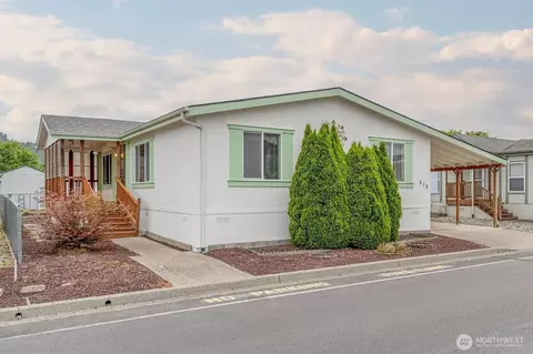 510 Mallard Ln, Longview, WA 98632
