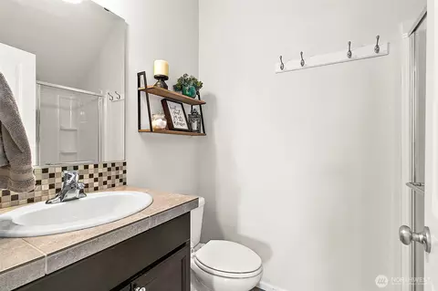 Bath - 805 Louise Wise Ave NW, Orting, WA 98360 photo 1 of 5