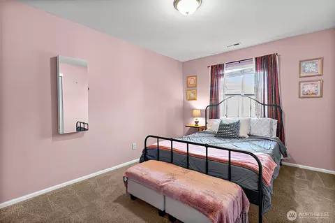 Bedroom - 805 Louise Wise Ave NW, Orting, WA 98360 photo 4 of 4