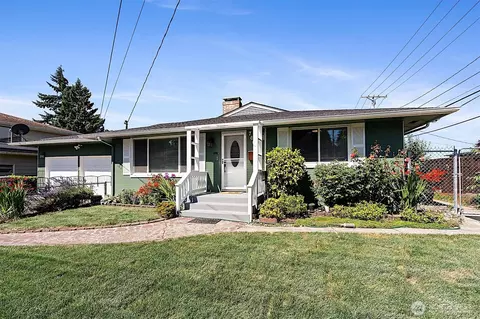 7602 S Alaska St, Tacoma, WA 98408