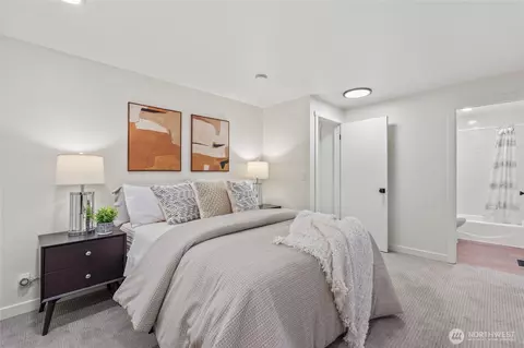 Bedroom - 20631 W Richmond Rd, Bothell, WA 98021 photo 6 of 7