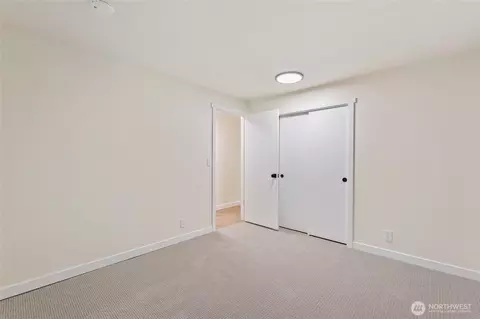 Bedroom - 20631 W Richmond Rd, Bothell, WA 98021 photo 4 of 7