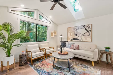Living - 20631 W Richmond Rd, Bothell, WA 98021 photo 2 of 7