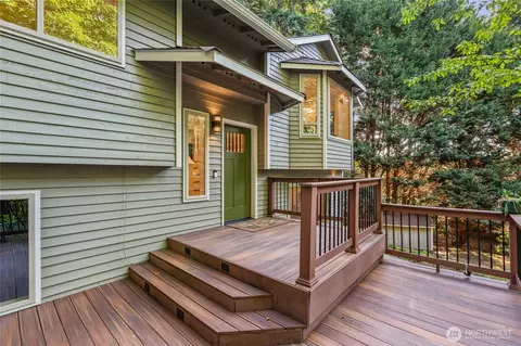 Exterior - 20631 W Richmond Rd, Bothell, WA 98021 photo 1 of 5