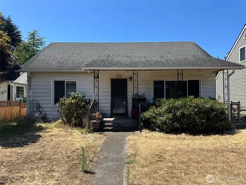 2962 39th Ave NE, Tacoma, WA 98422