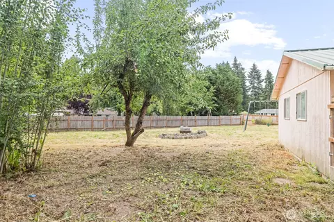 Exterior - 32 N Evergreen Pl, Sequim, WA 98382 photo 4 of 12