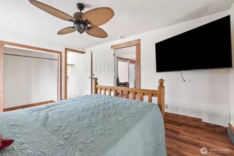 Bedroom - 32 N Evergreen Pl, Sequim, WA 98382 photo 1 of 5