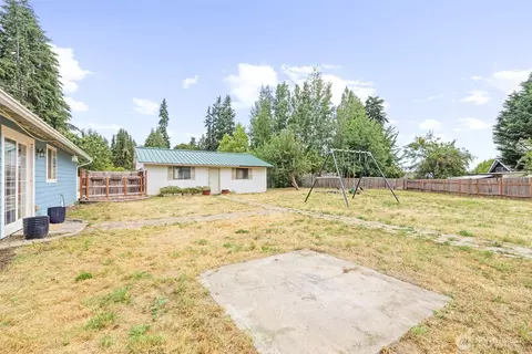 Exterior - 32 N Evergreen Pl, Sequim, WA 98382 photo 5 of 12