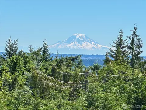 7306 Lone Eagle Pl NW, Bremerton, WA 98312