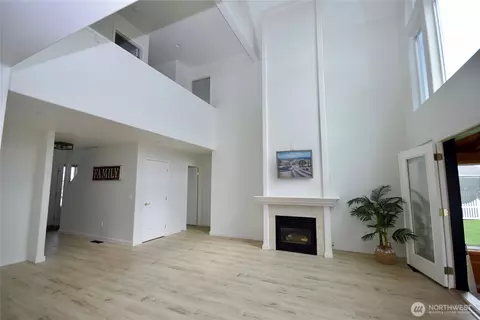 Living - 71 John Carl Rd, Sequim, WA 98382 photo 1 of 3