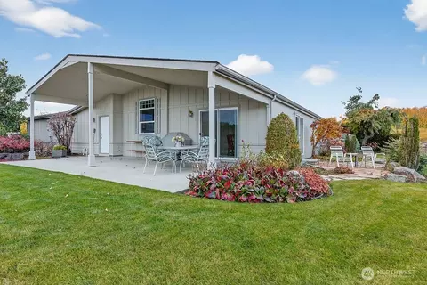 584 Canyon Dr, East Wenatchee, WA 98802