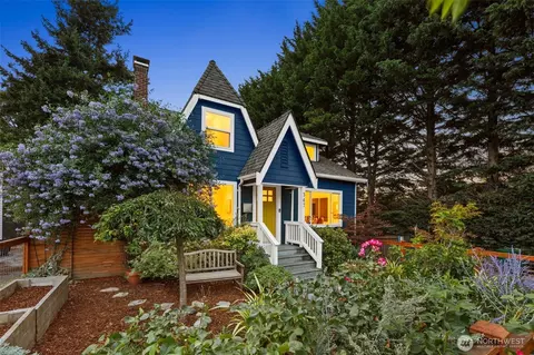 347 29th Ave, Seattle, WA 98122