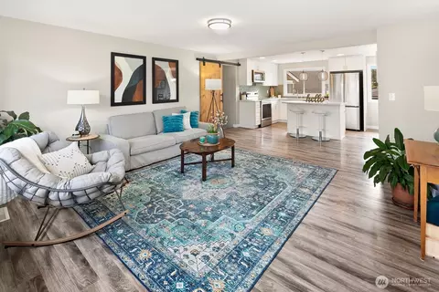 Living - 414 216th St SW, Bothell, WA 98021 photo 3 of 5