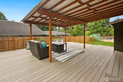 Exterior - 414 216th St SW, Bothell, WA 98021 photo 5 of 5