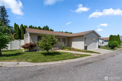 1106 Filbeck Pl, Wenatchee, WA 98801