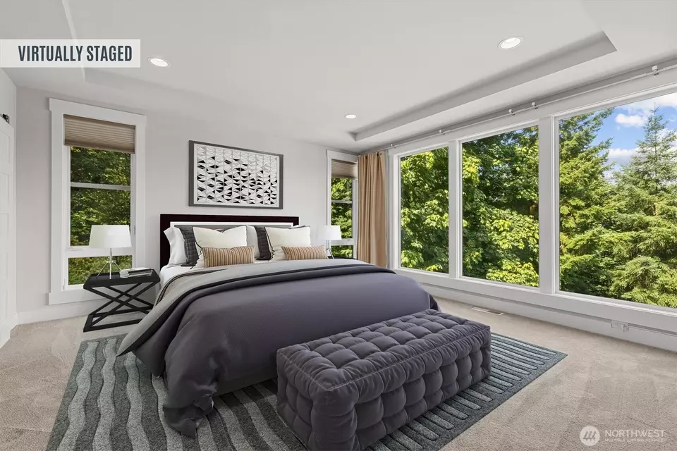 Bedroom - 599 Viewcrest Dr NW, Issaquah, WA 98027 photo 3 of 9