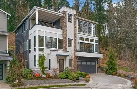 Exterior - 599 Viewcrest Dr NW, Issaquah, WA 98027 photo 1 of 8