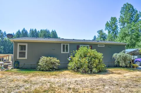 930 Tipsoo Loop N, Rainier, WA 98576