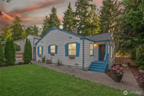 Exterior - 6232 Berkshire Dr, Everett, WA 98203 photo 2 of 3