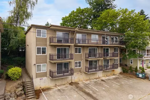 608 W Emerson St, Seattle, WA 98119