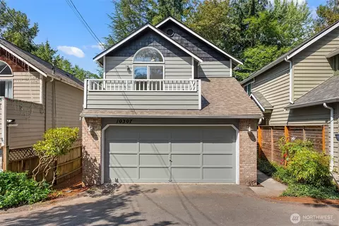 10307 46th Ave NE, Seattle, WA 98125