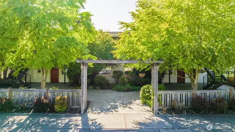2014 Hoyt Ave, Everett, WA 98201 photo 33