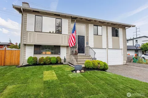 7909 Timber Cir, Everett, WA 98203 photo 2