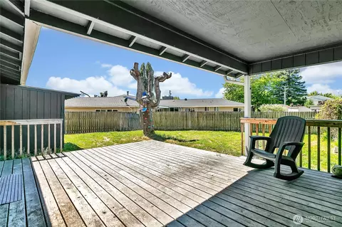 Exterior - 15635 63rd Street Ct E, Sumner, WA 98390 photo 5 of 6