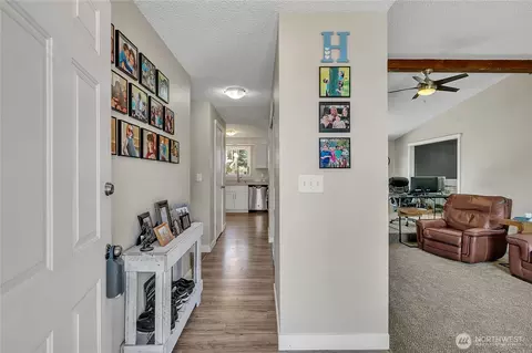Entry Way - 15635 63rd Street Ct E, Sumner, WA 98390 photo 1 of 1