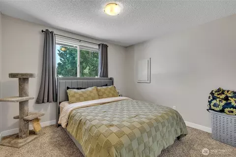 Bedroom - 15635 63rd Street Ct E, Sumner, WA 98390 photo 2 of 4