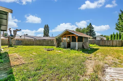 Exterior - 15635 63rd Street Ct E, Sumner, WA 98390 photo 4 of 6
