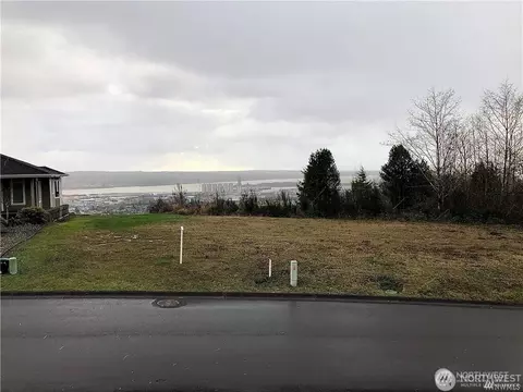 1412 Grays Pointe Ln, Aberdeen, WA 98520
