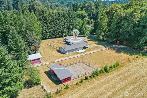 60 NE Davis Farm Rd, Belfair, WA 98528