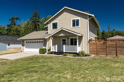 1239 Russell Dr, Coupeville, WA 98239