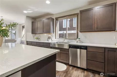 Kitchen - 18226 3rd Dr SE, Bothell, WA 98012 photo 4 of 4
