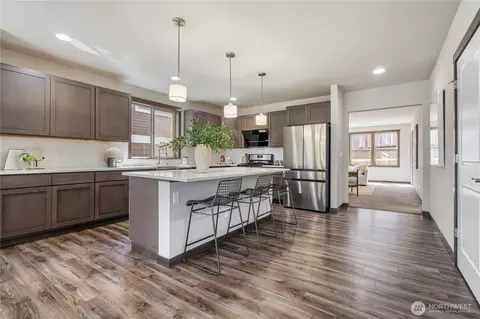 Kitchen - 18226 3rd Dr SE, Bothell, WA 98012 photo 1 of 4