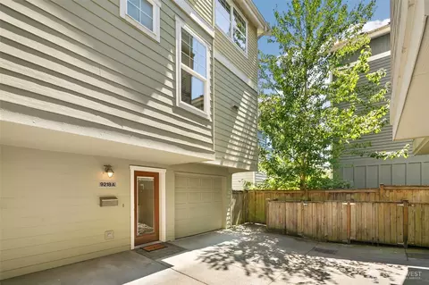 9218 Stone Ave N #A, Seattle, WA 98103