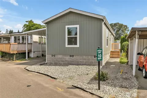 3237 S 182nd Pl #221, Seatac, WA 98188