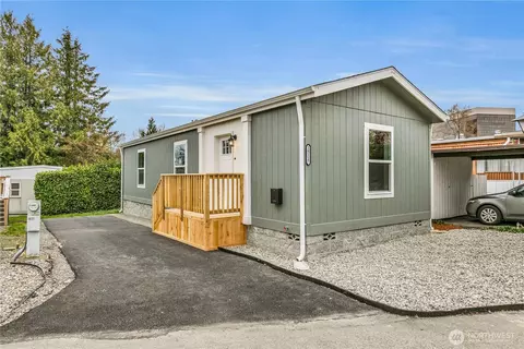 18117 32nd Ave S #333, Seatac, WA 98188