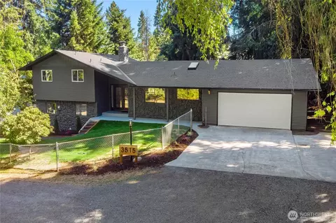 3515 Forest Dr NE, Bremerton, WA 98310