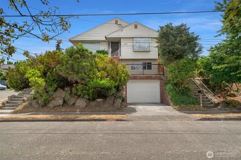 2117 S Bayview St, Seattle, WA 98144